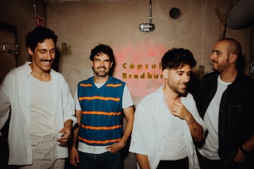 Ramón Gómez, Gonzalo Magaña, Adrián Riquelme y Ale Meseguer, componentes de la banda murciana Claim. / Paula Val y Pablo Serrano.