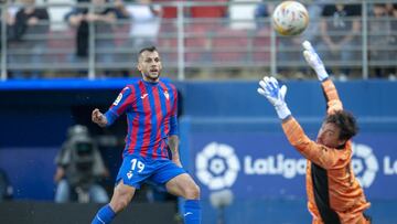 Stoichkov, en el gol anulado por fuera de juego