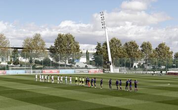 El Barcelona salió al terreno de juego con: Paños; Torrejón, Mapi, Pereira, Leila Ouahabi; Alexia Putellas, Patri Guijarro, Aitana Bonmatí; Graham Hansen, Jenni Hermoso y Mariona Caldentey. El Real Madrid: Misa; Kenti, Ivana Andrés, Babbet, Corredera; Teresa Abelleira, Kaci, Maite Oroz; Marta Cardona, Asllani y Olga Carmona.




