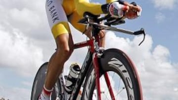 <strong>ÍDOLO.</strong> El triunfo de Sastre en el Tour, festejado por todo lo alto en EL Barraco.