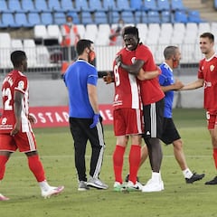 Otro positivo en el Almería dinamita el playoff