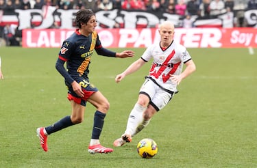 Aunque su gol no valió para la victoria, cada vez que está en el campo pasan cosas. Uno de los jugadores más activos del Girona de Míchel en el partido de Vallecas. 






