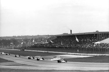 Hasta la cita de 2021 de Abu Dhabi, la única vez que dos pilotos llegaban empatados a la última carrera de la temporada. El de Ferrari no logró meter al coche rojo en los puntos y al brasileño le bastó con ser cuarto en Estados Unidos para cerrar el título.