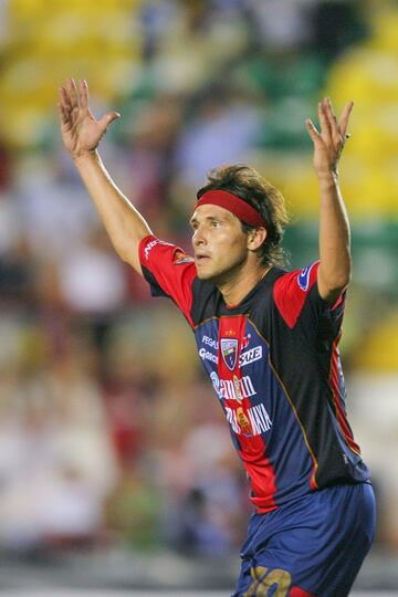 Dos años después de estar con Cruz Azul, Pereyra fue transferido al Atlante. Con los Potros de Hierro levantó el título del Apertura 2007.