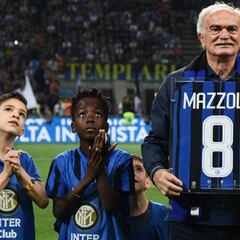 Leyenda del Inter elogia a Cambiasso y cree en Mancini