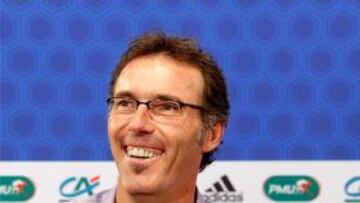 Blanc convocará a Zidane y a otras viejas glorias para que aconsejen a los jóvenes