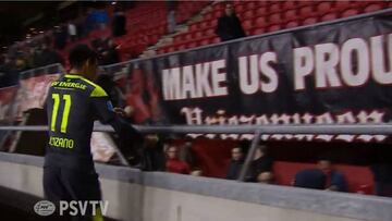 El emotivo gesto del ´Chucky' Lozano con afición del PSV