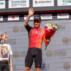 Ewan: “Manejé la opción de colgar la bici”