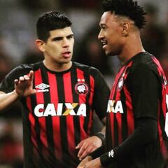 Pavez: "Me vine a Brasil con la idea de estar en la Selección"