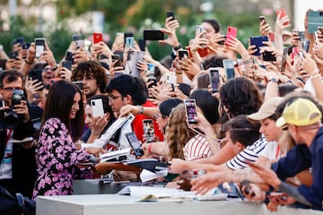 La actriz española ha deslumbrado en la alfombra roja del Festival Internacional de Cine de Venecia. Penélope llegó para presentar su nuevo trabajo: L’immensità.