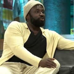 Malcolm Treviño-Sitté se moja en ‘La Revuelta’ entre ‘La que se avecina’ y ‘Aquí no hay quien viva’: “Es mi favorita”