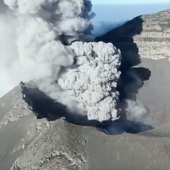 ¡Majestuoso! Así se ve el cráter del volcán Popocatépetl desde los cielos