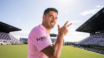 El histórico goleador charrúa vivirá sus primeros momentos en el Florida Blue Training Center como futbolista de Las Garzas y estará en conferencia de prensa.