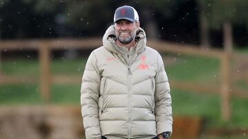 Klopp desestima hacer de James Bond: "Si yo saliera en bañador..."