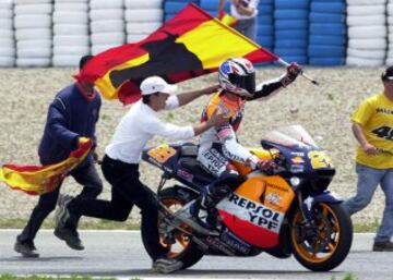 ?lex Crivill¨¦ fue el primer espa?ol en el Mundial de motociclismo en conseguir la victoria. Conquist¨® el GP de Pa¨ªses Bajos, en el m¨ªtico circuito de Assen, en 1992.