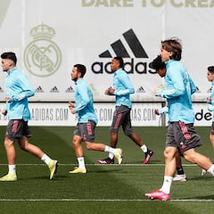 El Real Madrid pierde otros dos motores: Kroos y Modric