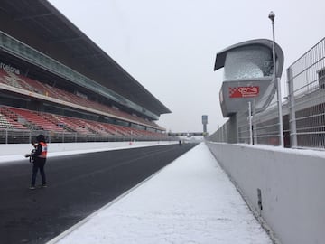 Montmeló despertó nevado en el tercer día de test de F1