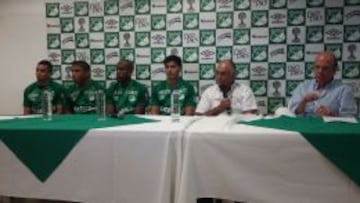 De izquierda a derecha: Daniel Giraldo, César Amaya, Felipe Banguero, Miguel Godoy, Fernando Castro y Álvaro Martínez.