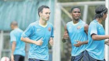 <b>CLARO. </b>Andrés Iniesta, en acción durante el entrenamiento de ayer.