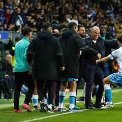 El Málaga gana con sufrimiento al Algeciras un duelo intenso y con tangana
