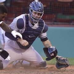 Yankees decidirán día a día qué receptor utilizar en postemporada