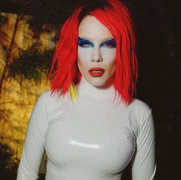La cantante decidió rendirle tributo a Marilyn Manson con este increíble disfraz.