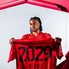 Can players be signed after the deadline day transfer window is closed?