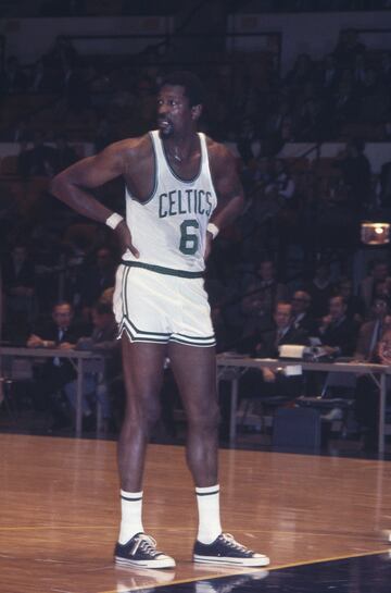 Boston Celtics (1956-1969).