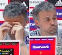 Luis Enrique, desesperado con la traducción: "Corta ya esto..."