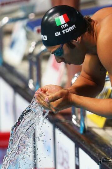 Mirco Di Tora antes de comenzar la prueba de relevo 4x400