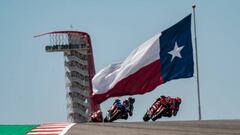 Bagnaia sintió el aliento en el cogote de Rins hasta su caída.