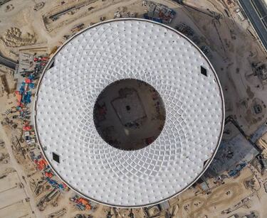 Mundial 2022: no se detuvo el trabajo en los estadios Al-Thumama y Lusail