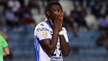 Pachuca's Colombian Marino Hinestroza reacts during the CONCACAF Champions League first leg football match between Hondura's Motagua and Mexico's Pachuca, at the Olimpico Metropolitano stadium in San Pedro Sula, Honduras on March 9, 2023. (Photo by Orlando SIERRA / AFP)