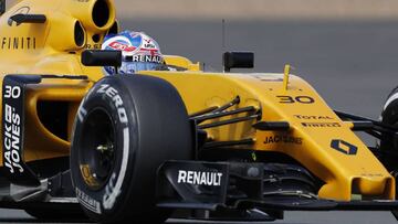 Palmer con el Renault en Silverstone.