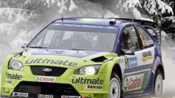 <b> PRIMERA VICTORIA. </b> Marcus Gronholm se queda así a tan sólo dos puntos de Sebastian Loeb en la clasificación del Mundial de Rallies.