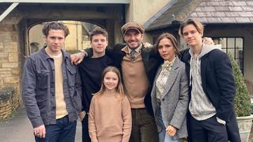 Imagen de David Beckham y su familia.