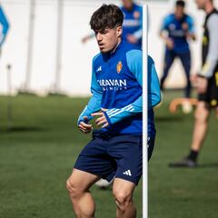 Adrián Liso renueva hasta 2027