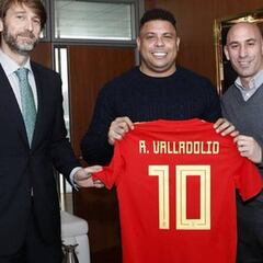 Rubiales recibe a Ronaldo