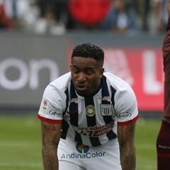 La lamentable puesta en escena de Farfán