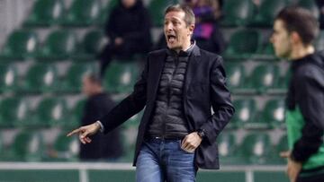 RAMIS, ENTRENADOR DEL ALBACETE.