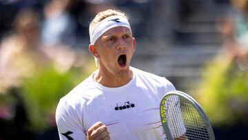 Davidovich vence a De Miñaur en Queen’s y ya está en cuartos