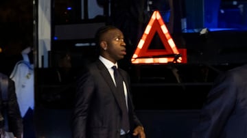 Vinicius, en la llegada del Real Madrid a su hotel de concentración en Yeda.