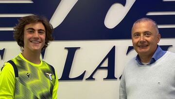 Andrea Cannavaro, en la presentación de su nuevo club, el Lazio.
