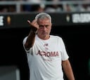 Mou: “Luego llegan los tiburones fracasados de la Champions...”