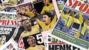 <b>UNÁNIME. </b>La Prensa sueca se rindió a la selección y a Larsson.