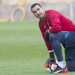 Semana clave para las dudas de Bruno Soriano y Sergio Asenjo