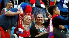 MUN16-78. SAN PETERSBURGO (RUSIA), 19/06/2018.- Aficionados rusos durante el partido Rusia-Egipto, del Grupo A del Mundial de F&uacute;tbol de Rusia 2018, en el Estadio de San Petersburgo de San Petersburgo, Rusia, hoy 19 de junio de 2018 (RUSSIA SOCCER F