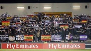 Los ultras, durante el Castilla-Murcia.