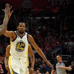 Kevin Durant (50) pone fin a la rebelión de los Clippers