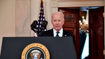US President Joe Biden arrives to deliver remarks on the Middle East in the Cross Hall of the White House, in Washington, DC on May 20, 2021. - Israel and the two main Palestinian armed groups in Gaza, Hamas and Islamic Jihad, announced a ceasefire on May